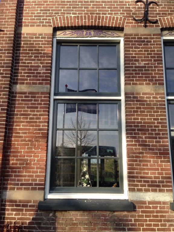 Suite School 15 A Zonnemaire Pokoj fotografie