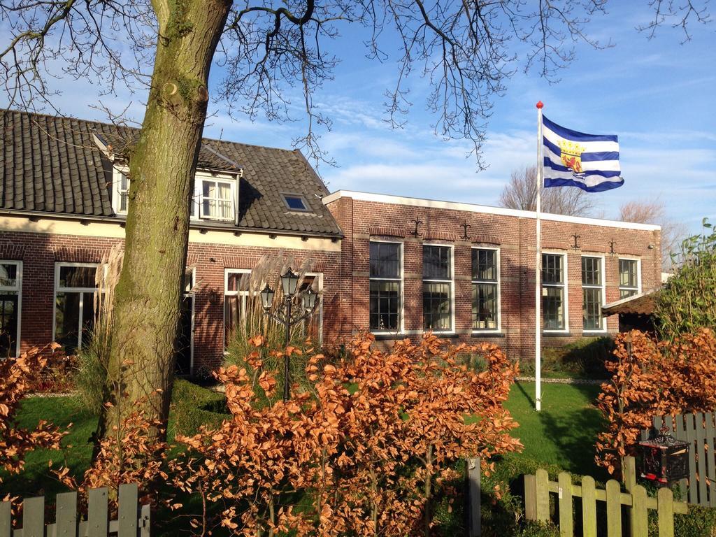 Suite School 15 A Zonnemaire Pokoj fotografie